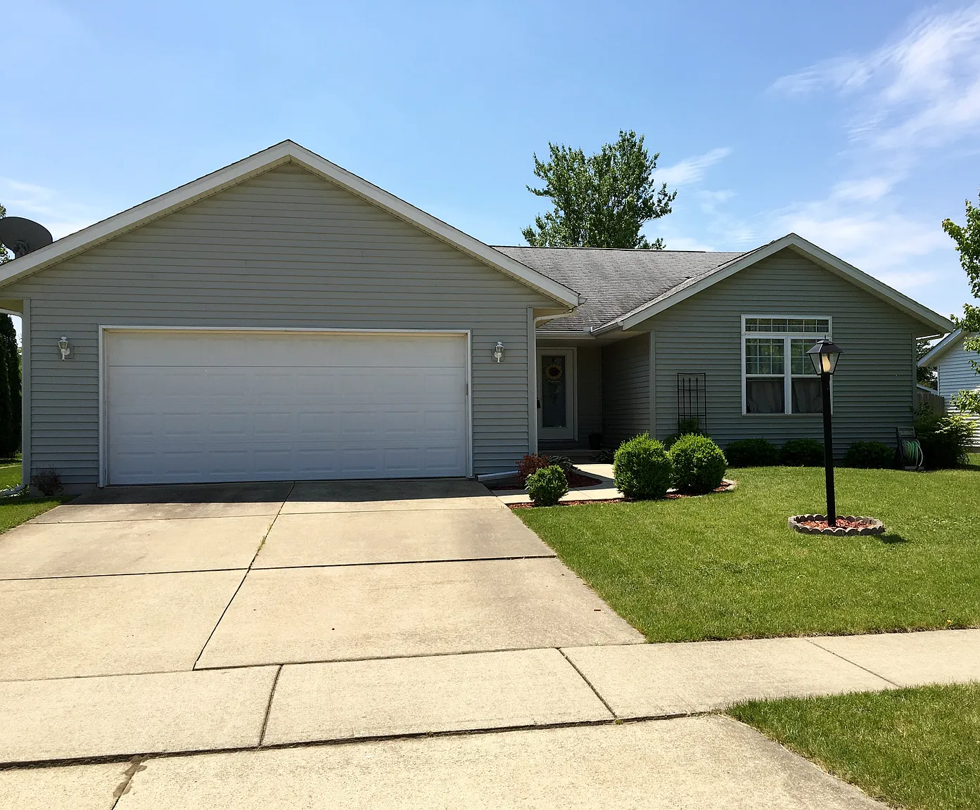 3203 Katie Lynn Dr photo 1