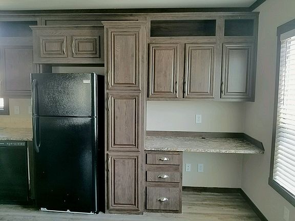 4th image of 5413 Marengo Pl