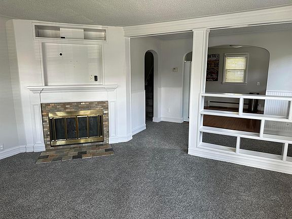 5th image of 1877 Maddy Ln