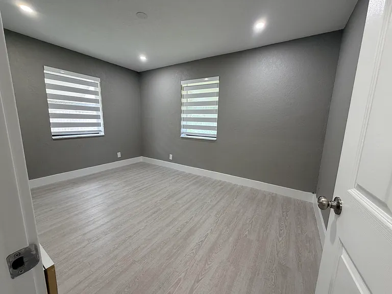 827 Franklin Rd — Photo 5