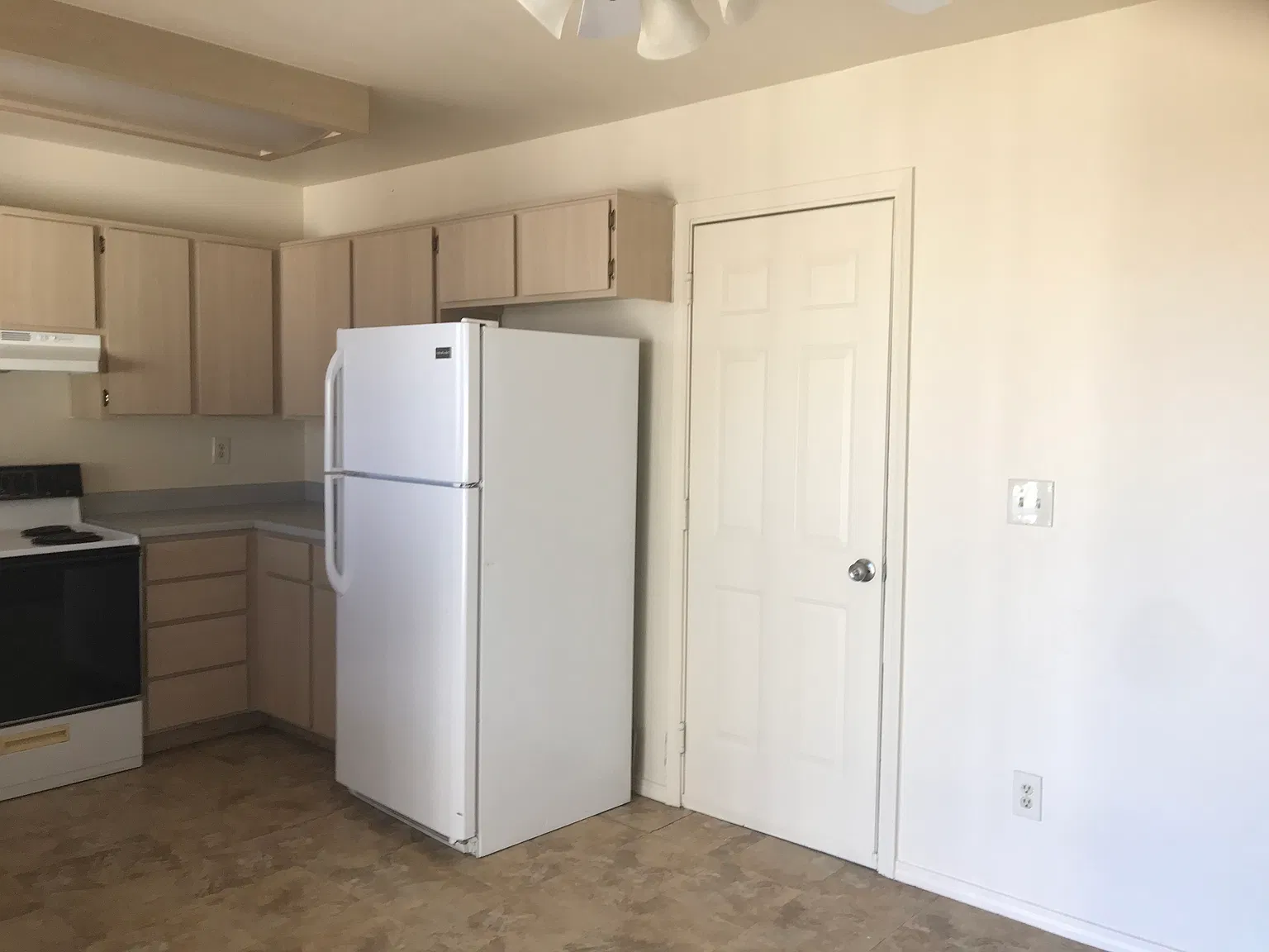 2 bed, 1064 sqft, $1,600 — Photo 1