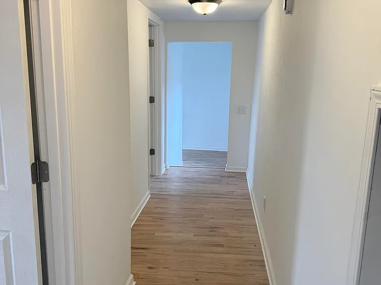 810 4th St #810 — Photo 22