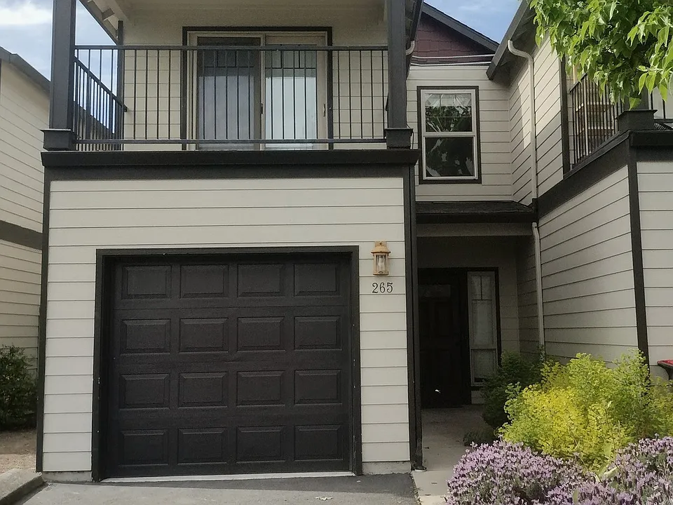 265 Daisy Creek Village Dr