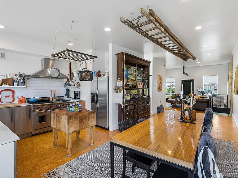 2020 E Fletcher St #1&2 — Photo 12