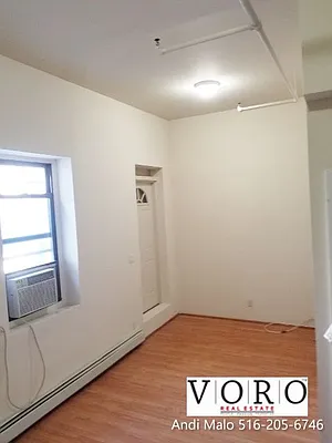 Rented by Voro, LLC | media 12