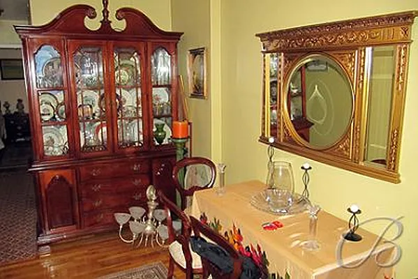 Sold by Bellmarc Realty | media 5