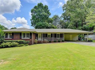 293 Pine Forest Dr, Lawrenceville, GA 30046