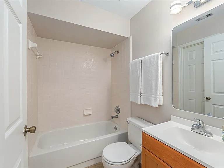 9755 SW 52nd Rd — Photo 37