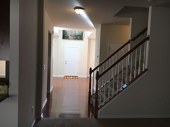 Entrance view from FR