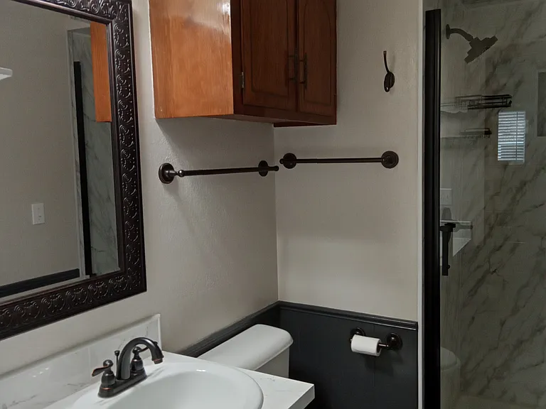 508 Palais Ave — Photo 9