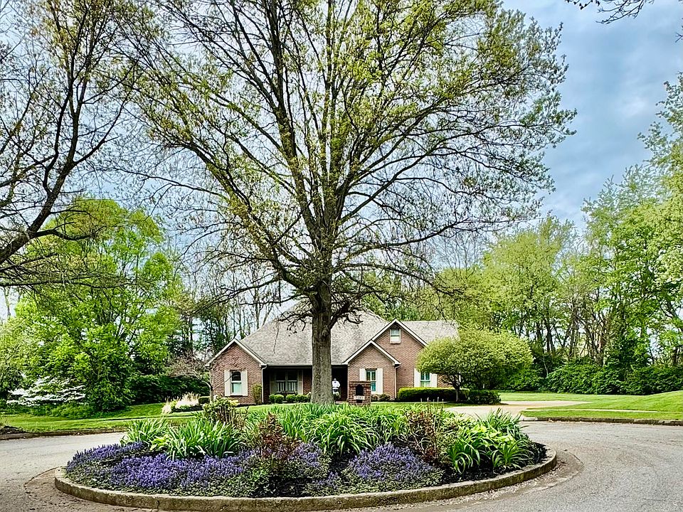 1st image of 2242 Woodlawn Way