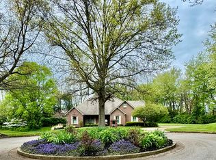 2242 Woodlawn Way, Paris, KY
