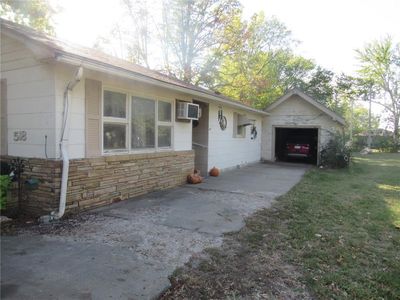 518 E 3rd Ave, Garnett, KS, 66032