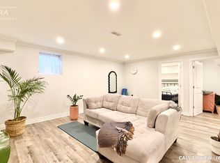 18 Beaconsfield Dr #2, Vaughan, ON L4H4L5