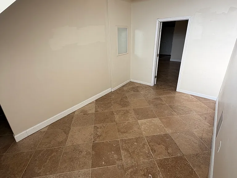 108 Richmond St #1 — Photo 30