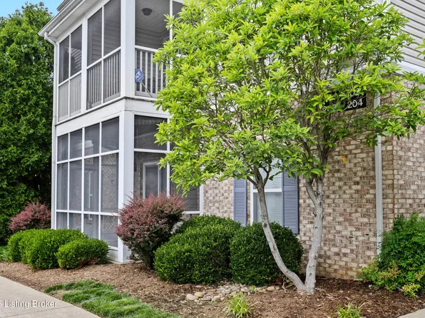 5305 Carolina Crossings Way Unit 101, Louisville, KY 40219