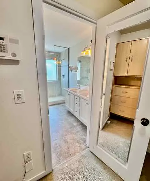 11046 SW Adele Dr — Photo 45