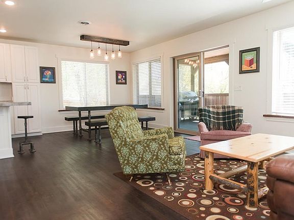 5th image of 2158 Burnstead Dr