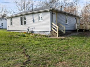 659 W 1000 S, Hebron, IN 46341