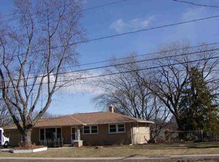 1705 S Ridge Rd, Green Bay, WI 54304