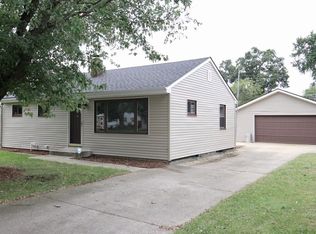 54661 27th St, South Bend, IN