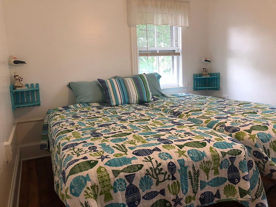 Bed #1 Trundle