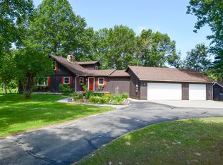 5391 Lincoln Lake Ave NE, Belding, MI 48809