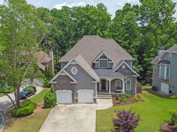 5755 Vinings Place Ct SE, Mableton, GA 30126