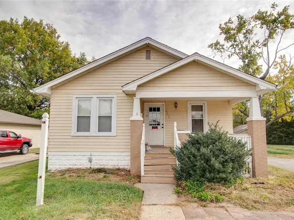 431 S Prairie St, Bethalto, IL 62010