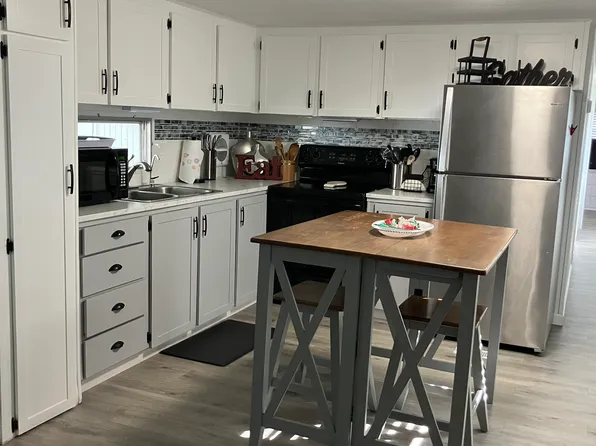 4427 Calm Harbor St, Bradenton, FL 34207