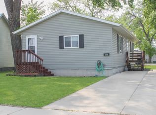 105 N Washington St, Aberdeen, SD 57401