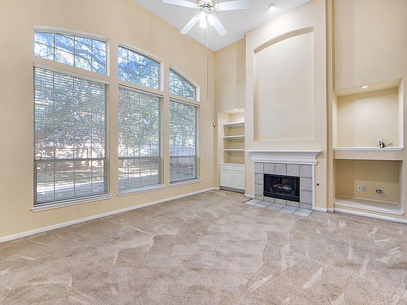 3rd image of 36 Grants Lake Dr