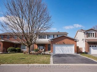 4 Drainie Dr, Ottawa, ON K2L 3J5