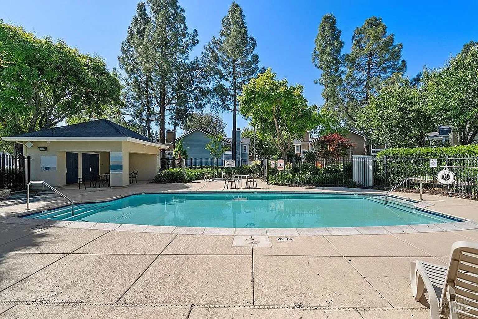 1 bed, 705 sqft, $1,750 — Photo 4