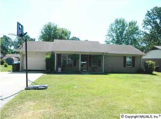 1608 Saginaw Ln SW, Decatur, AL 35603