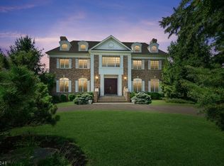 898 Old Chester Rd, Far Hills, NJ 07931