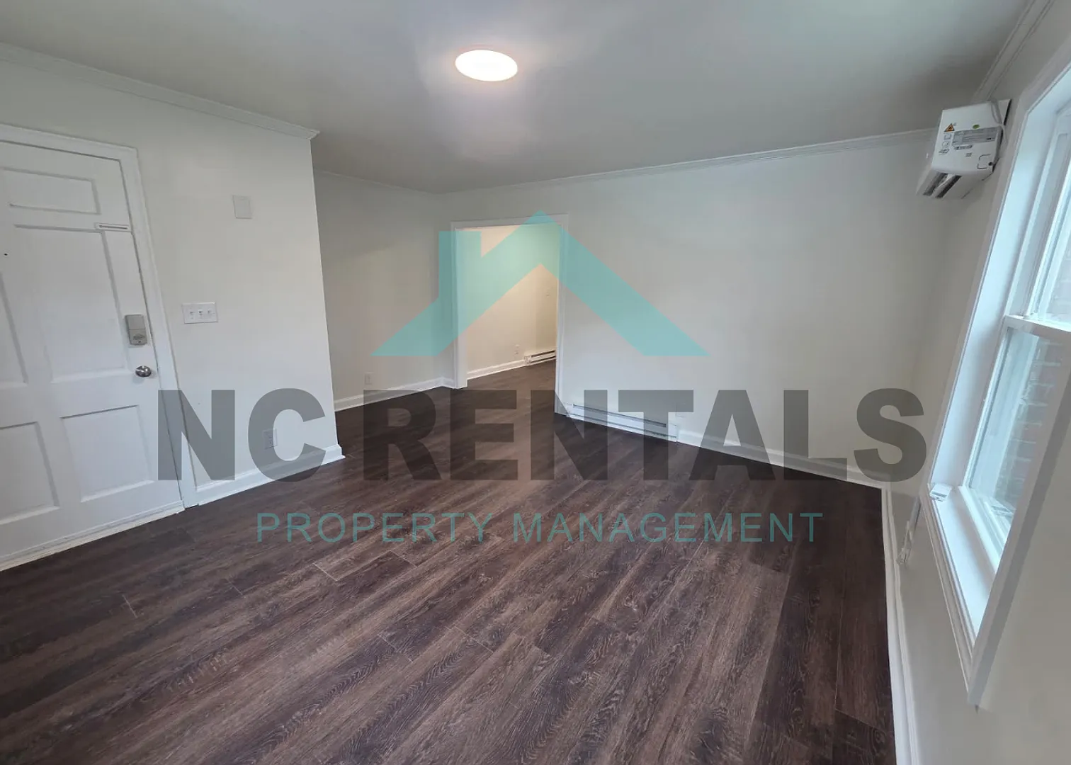 Modern Living in the Heart of the City | 601 Chestnut Dr - Unit B — Photo 4