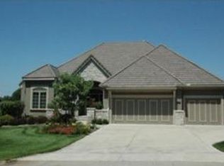 16740 S Country Club Dr, Loch Lloyd, MO 64012