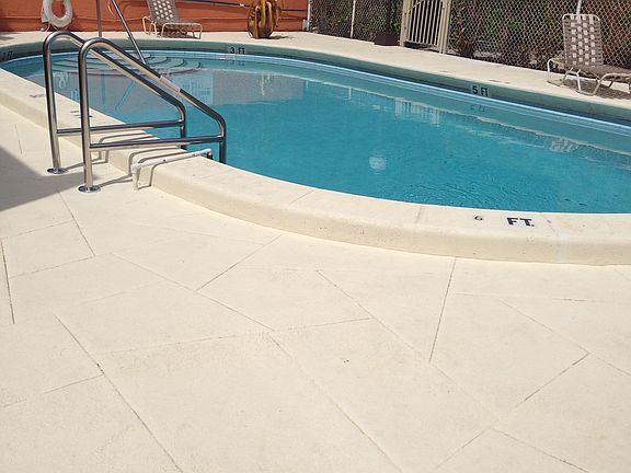 5th image of 2250 Brickell Ave APT 16