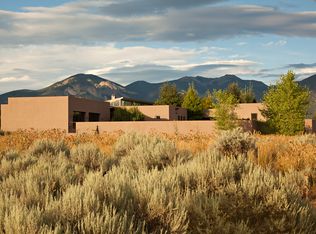 116 Upper Las Colonias Road, Taos, NM 87571