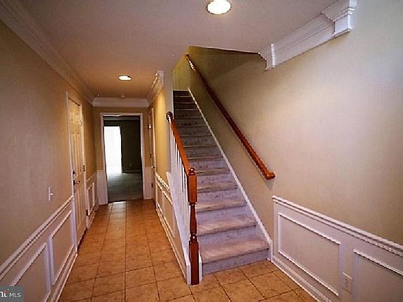2nd image of 102 Hudson Dr