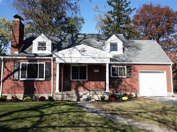 2nd image of 217 Canterbury Dr