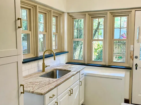 1118 W New St #A, Lancaster, PA 17603