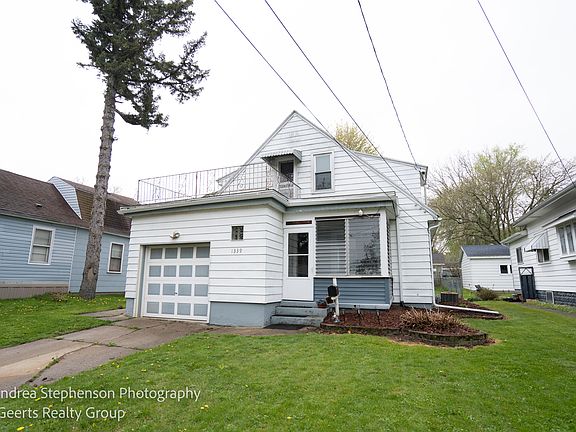 3rd image of 1339 Garfield Ave NW