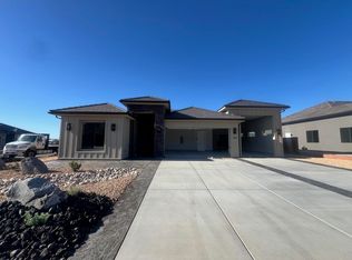 229 W Peaceful Ln, Ivins, UT 84738