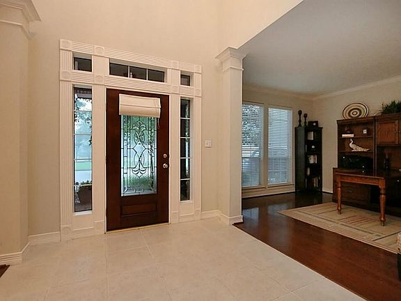 4th image of 1311 Manor Lake Ct