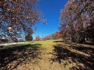 17101 Mission Rd, Stilwell, KS 66085