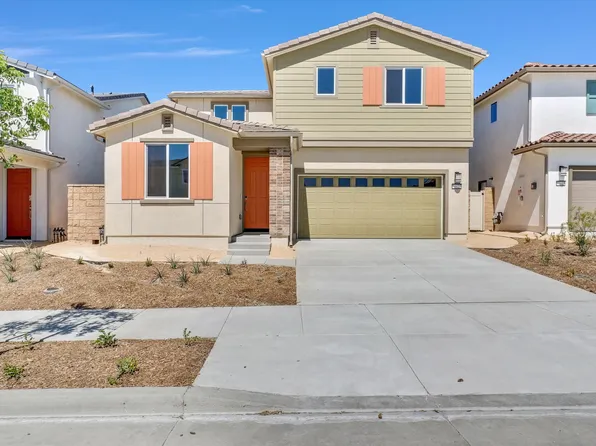 34427 Sakura Ln, Winchester, CA 92596
