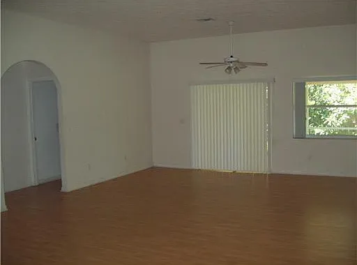 3014 SW Segovia St — Photo 2