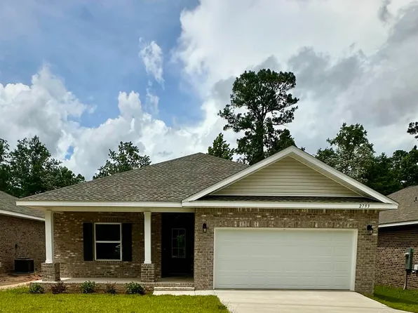 2793 Avalon St, Cantonment, FL 32533